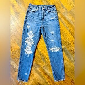 American Eagle mom jeans size 0 flower detail
